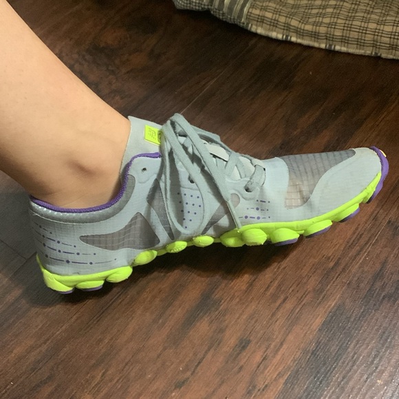 New balance minimus shoe size 7 - Picture 6 of 7